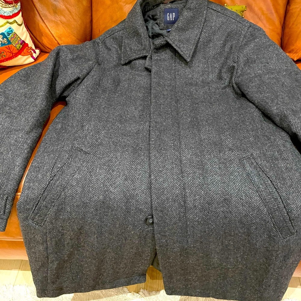 Men’s Medium 3/4 length coat